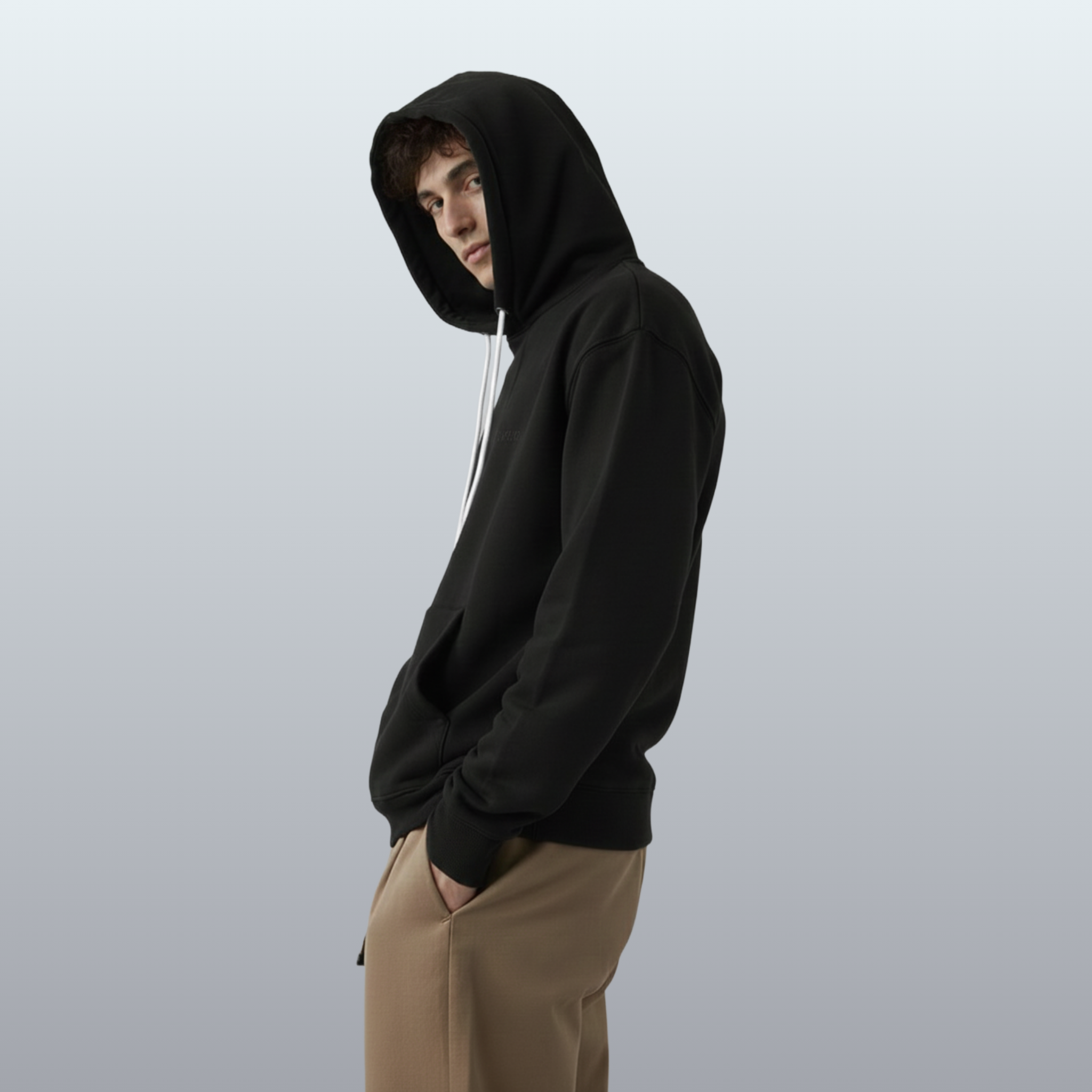Varnista Man's Classic Hoodie - Black